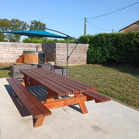 Сasa de vacaciones Charmante Maison A La Ferme *